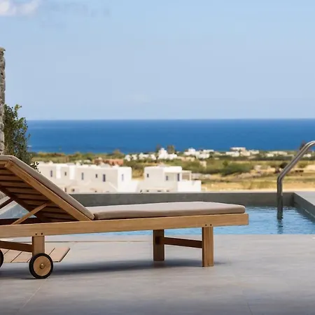 Villa Elevated With Panoramic Sea View *