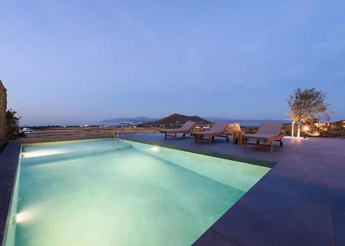 Elevated With Panoramic Sea View *