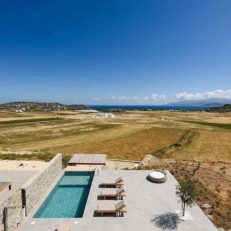 Elevated With Panoramic Sea View Vila